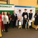 Laureaci konkursu 'poWODY do ŻYCIA' odbierający nagrody podczas Światowego Dnia Wody 2025