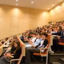Uczestnicy seminarium Światowy Dzień Wody 2025 słuchający prelekcji w Biocentrum.